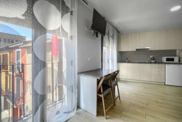 Apartamentos Turisticos Plaza San Juan 2 Тудела Экстерьер фото