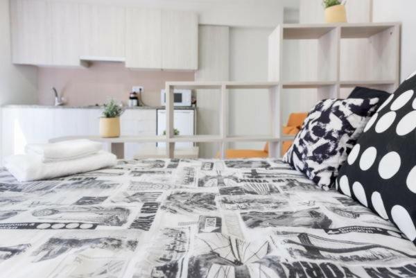 Apartamentos Turisticos Plaza San Juan 2 Тудела Экстерьер фото